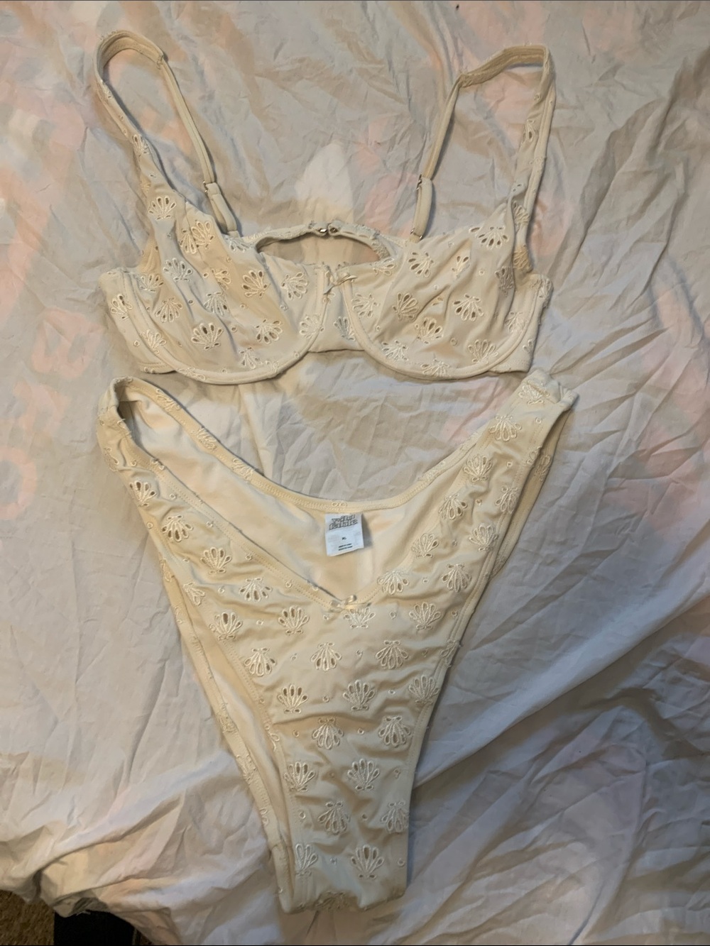 wild fable Cream Eyelet Underwire Bikini Set